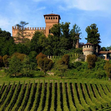 Castello Di Gabiano Villa Luaran gambar